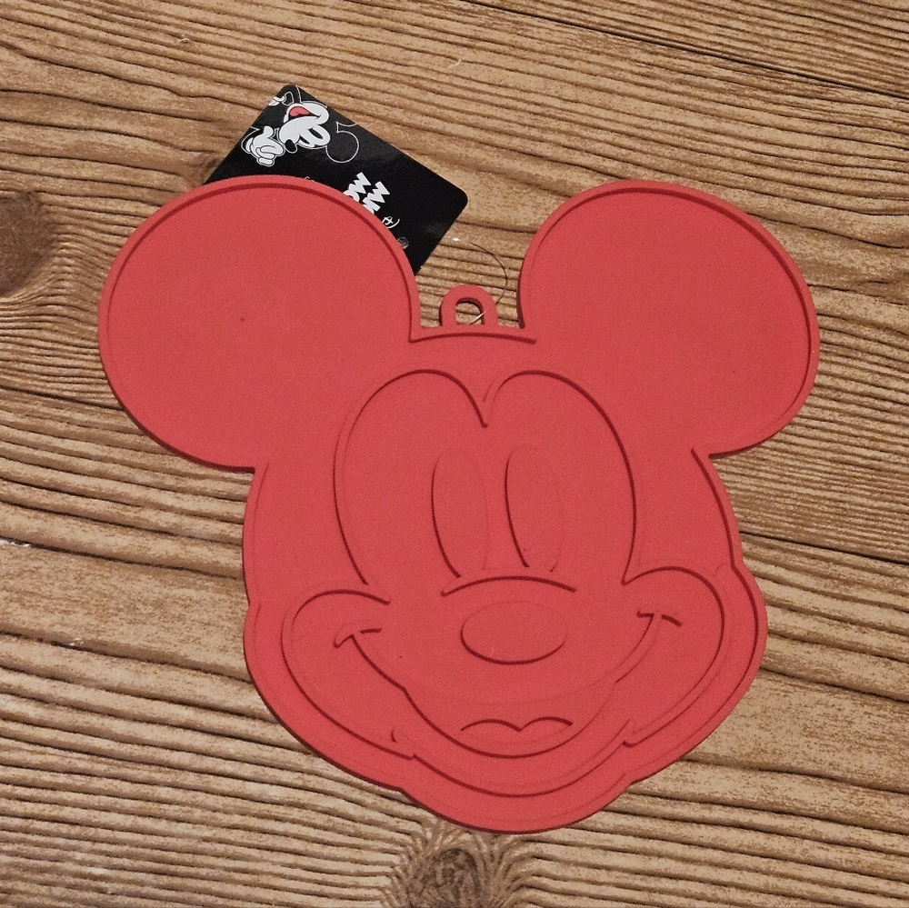 Disney Mickey Mouse Silicone Trivet - Picture 2 of 4